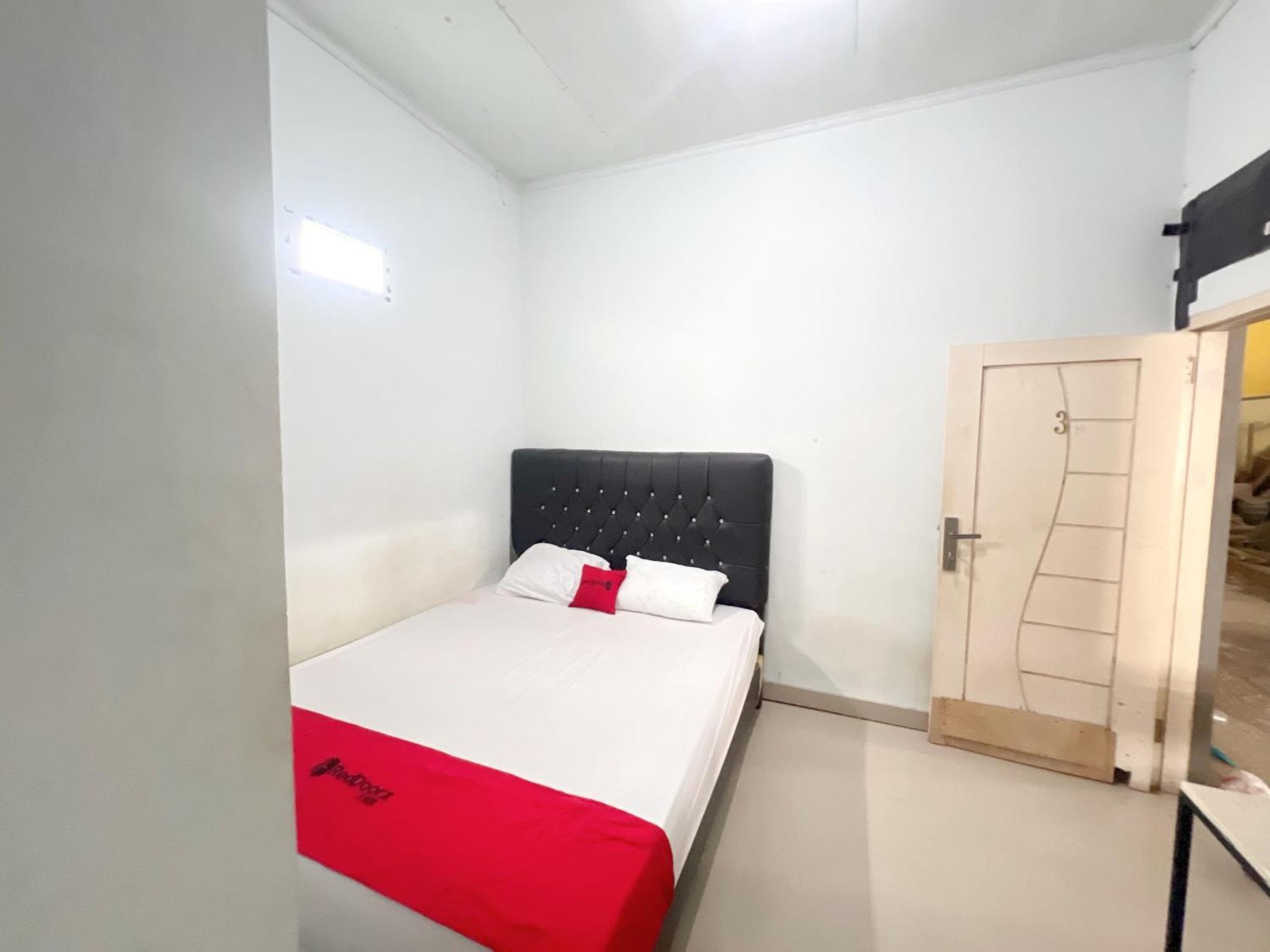 Reddoorz At Kay Residence Waydadi Lampung Bandar Lampung Exteriör bild