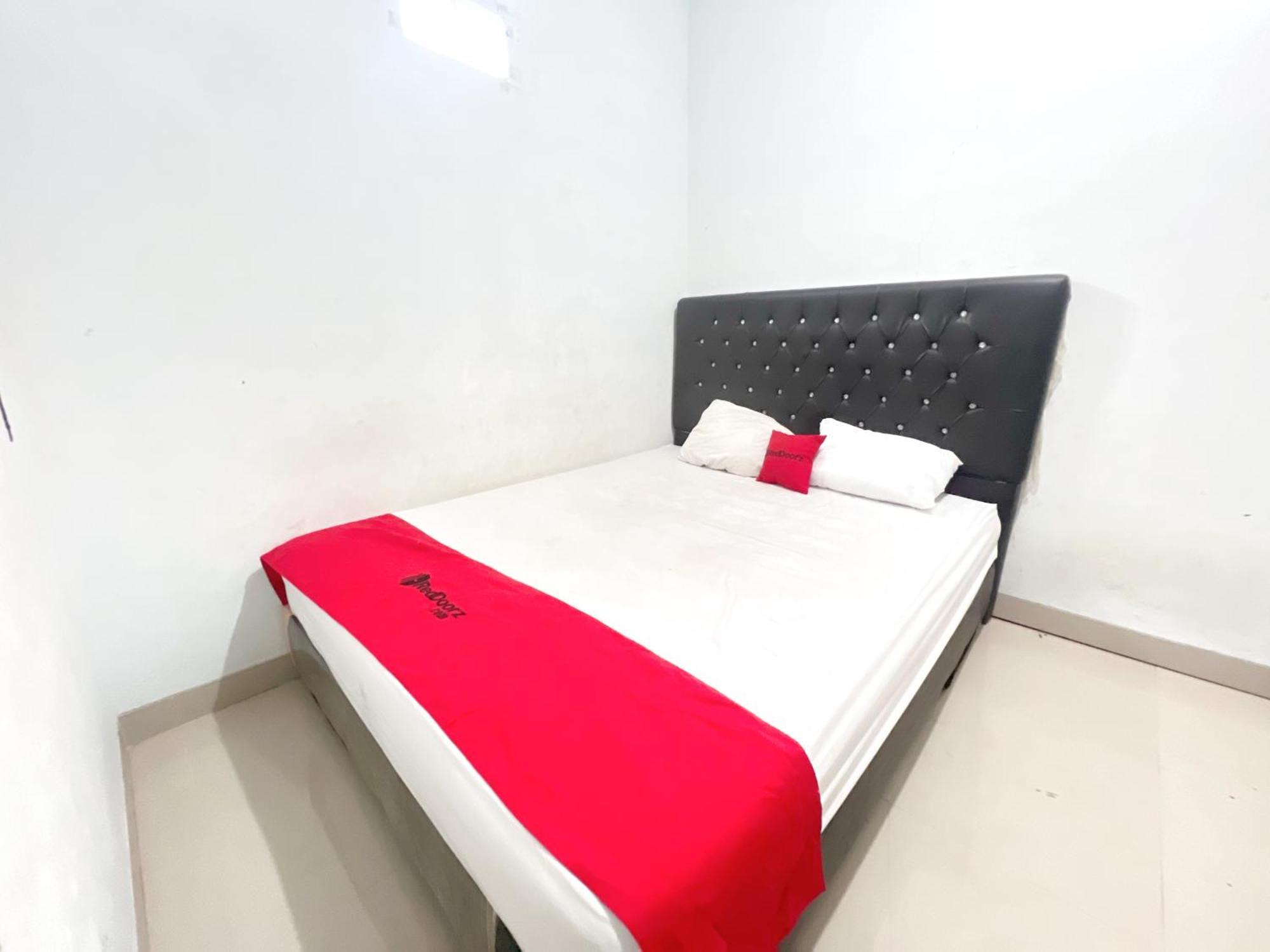 Reddoorz At Kay Residence Waydadi Lampung Bandar Lampung Exteriör bild