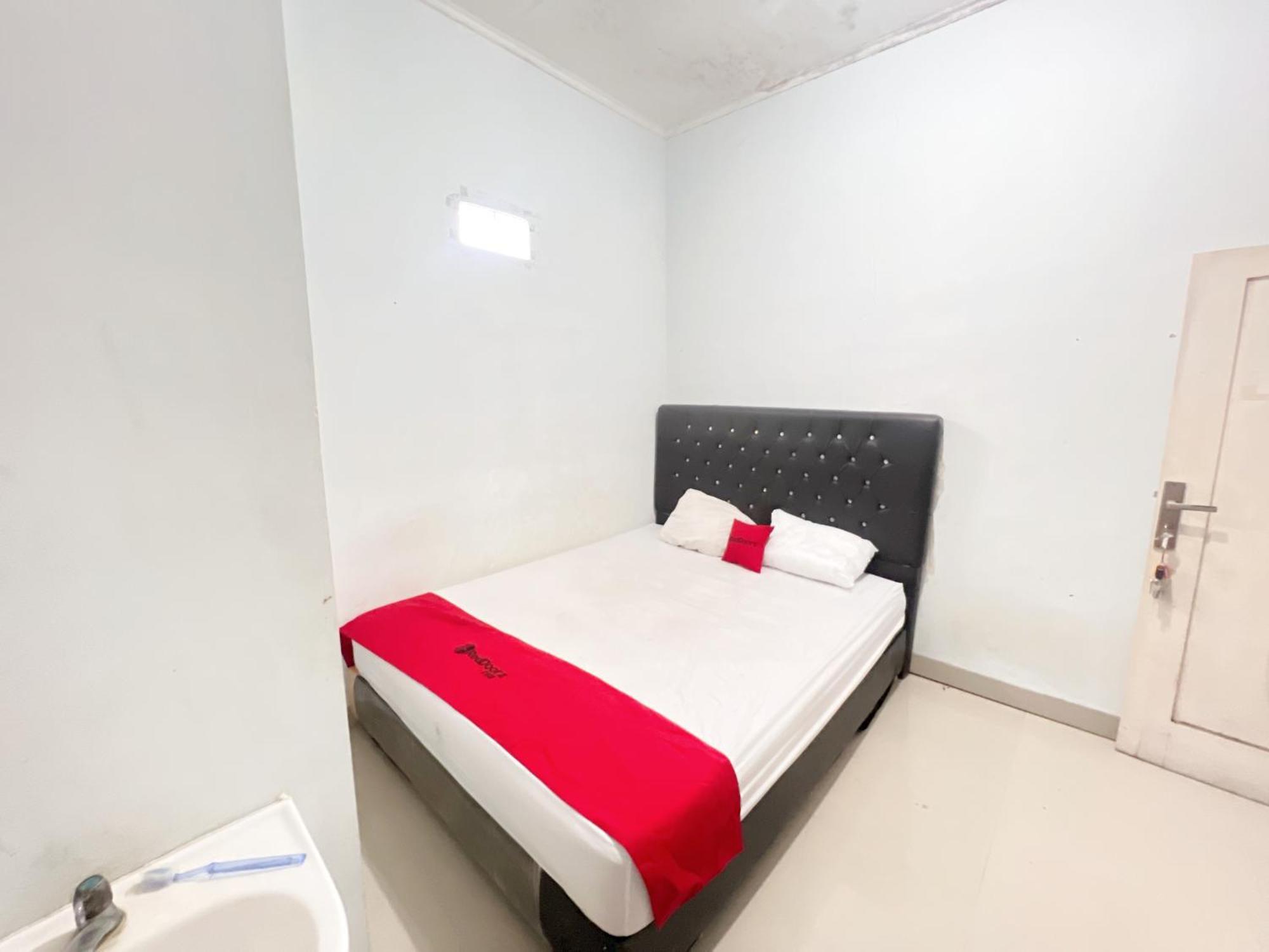 Reddoorz At Kay Residence Waydadi Lampung Bandar Lampung Exteriör bild