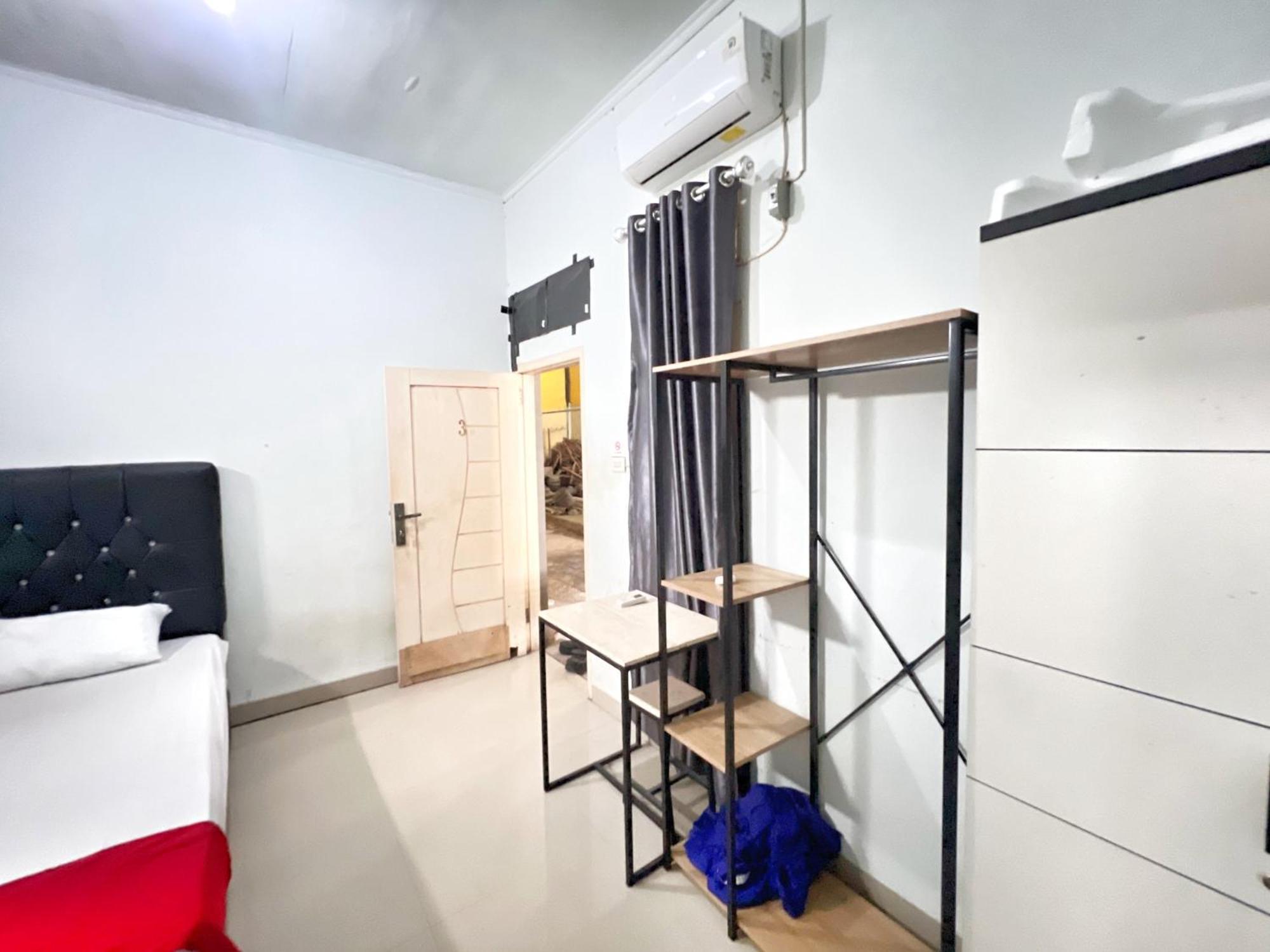 Reddoorz At Kay Residence Waydadi Lampung Bandar Lampung Exteriör bild